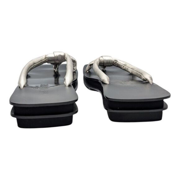 Martinez Roque Silver Sandals Flats Metallic Knot Detail Slip-On US 8.5 - Picture 6 of 16